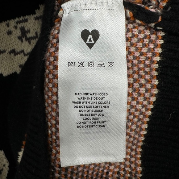 SOLD - Picture 5 of 9